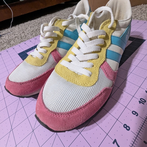Gola Sneakers - Pink, Yellow, Blue, and White | Size US 10 - Picture 3 of 6